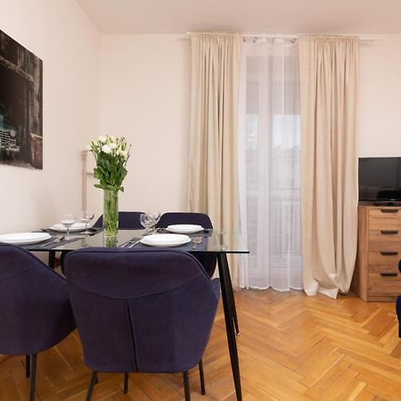 City Center Apartment Elektoralna By Noclegi Renters Варшава Экстерьер фото
